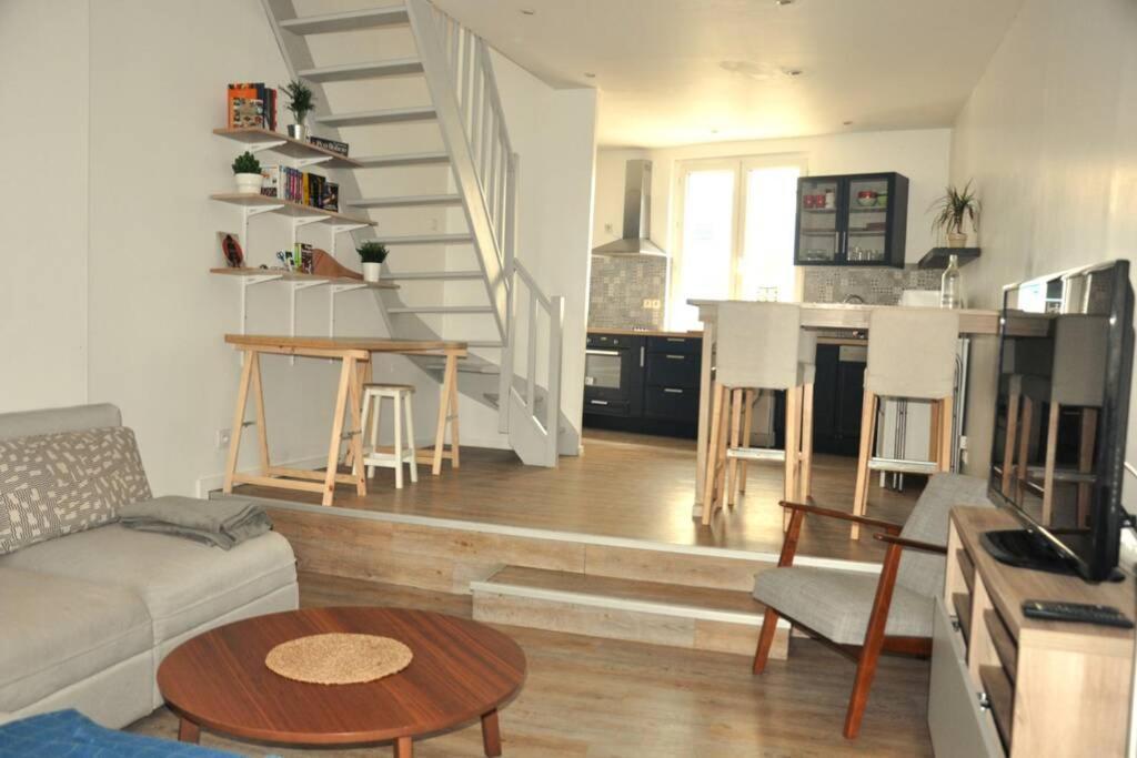Duplex Avec Belle Terasse Au Centre De Bayonne Apartment ภายนอก รูปภาพ